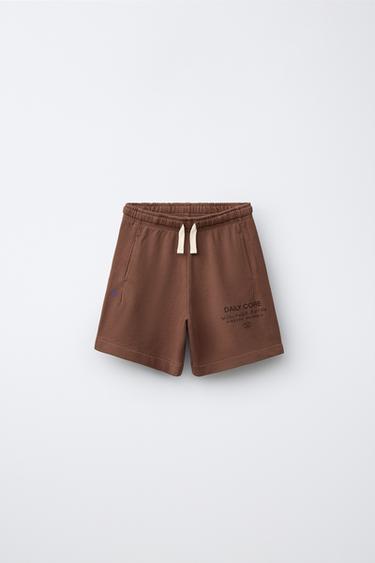 TEXT PRINT PLUSH BERMUDA SHORTS - Chocolate by Zara