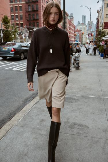 CROSSOVER BERMUDA SHORTS - camel by Zara