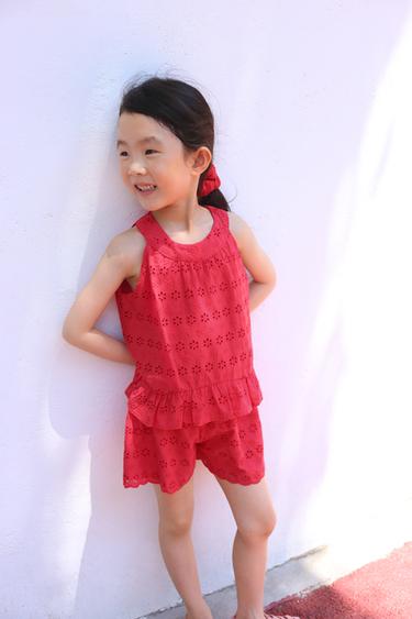 Zara {名称} - {颜色}