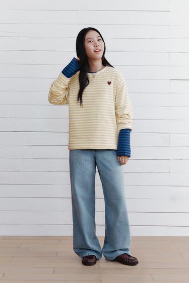 STRIPED T-SHIRT WITH EMBROIDERED HEART - Light beige by Zara