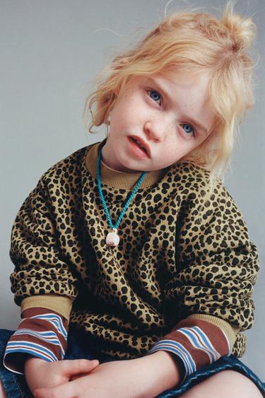 Zara {名称} - {颜色}