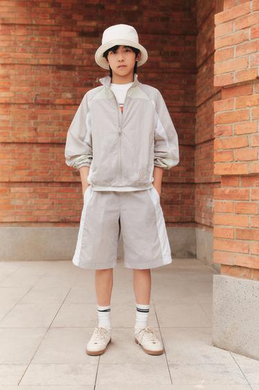 COLOUR BLOCK RAINCOAT WITH EMBROIDERED LOGO - Beige by Zara