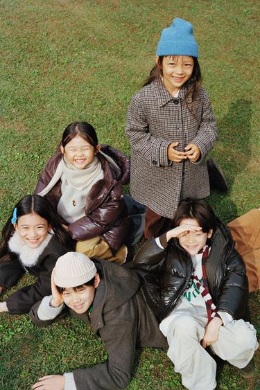 Zara {名称} - {颜色}