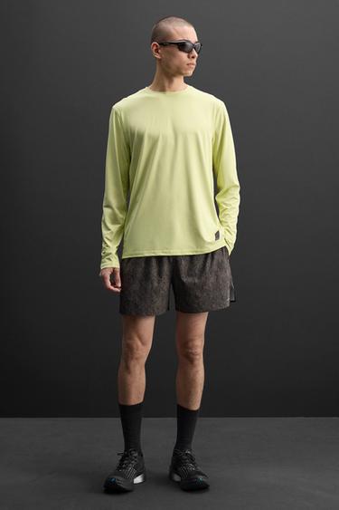 LONG-DISTANCE RUNNING TRAINERS - Black by Zara