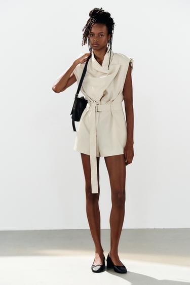 PLAYSUT WITH SHOULDER PADS AND BELT - Canvas by Zara