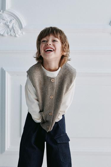 Zara {名称} - {颜色}