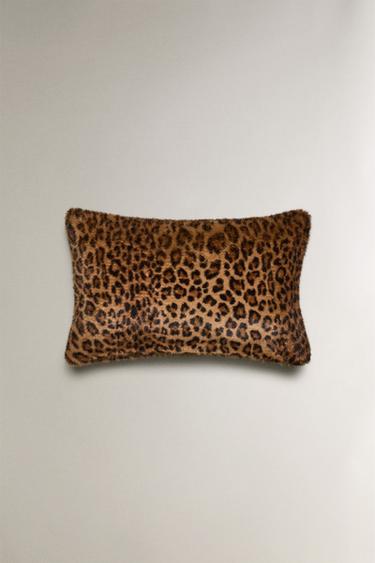 ANIMAL PRINT CUSHION COVER - Leopard by Zara