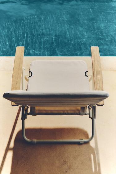 FOLDING BEACH CHAIR WITH WOODEN ARM RESTS - Ecru by Zara