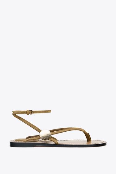 SPLIT SUEDE FLAT SANDALS WITH APPLIQUÉ - SAND/BROWN by Zara