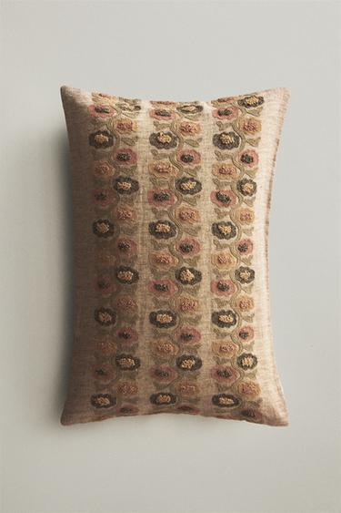 EMBROIDERED CUSHION COVER - Light beige by Zara