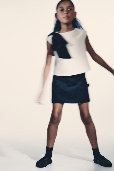 SKIRT WITH BOW APPLIQUÉ - Black by Zara