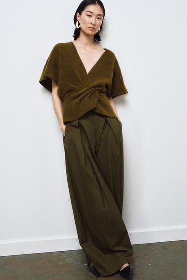 ZW COLLECTION VOLUME TROUSERS WITH DARTS - Olive green by Zara
