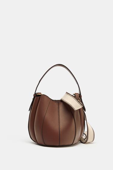 TOPSTITCH BUCKET BAG - Dark tan by Zara