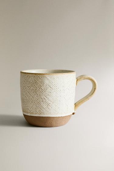 MUG WITH RAISED DESIGN - Oyster-white by Zara