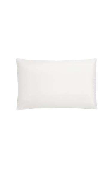 VISCOELASTIC BLOCK PILLOW - White by Zara