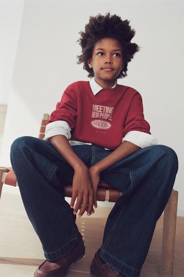SWEATSHIRT WITH SLOGAN PRINT - Red by Zara