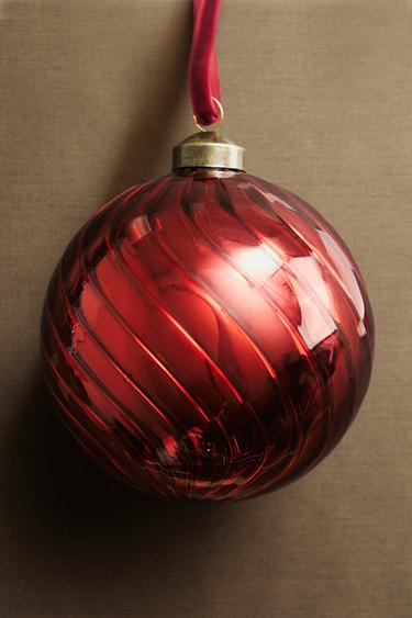 SPIRAL BAUBLE CHRISTMAS TREE DECORATION - Red by Zara