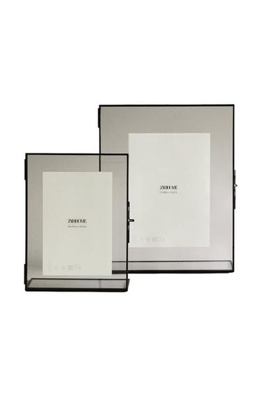 Zara {名称} - {颜色}