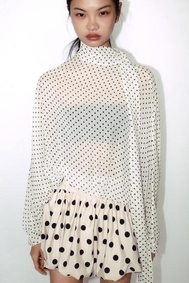 Zara {名称} - {颜色}