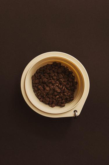 FOLDABLE SILICONE PET FOOD BOWL - Ecru by Zara