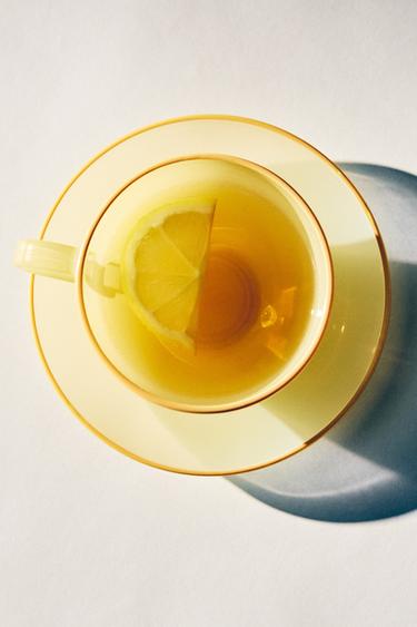 GLASS COFFEE CUP AND SAUCER - Yellow by Zara