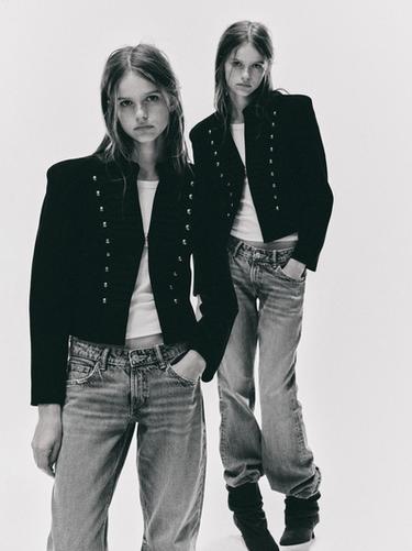 TAILORED BLAZER WITH SHOULDER PADS - Black by Zara
