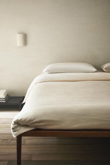 SATEEN DUVET COVER (300 THREAD COUNT) - Ecru by Zara
