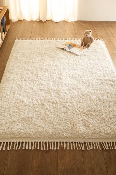 RECTANGULAR TEXTURED COTTON RUG - White by Zara