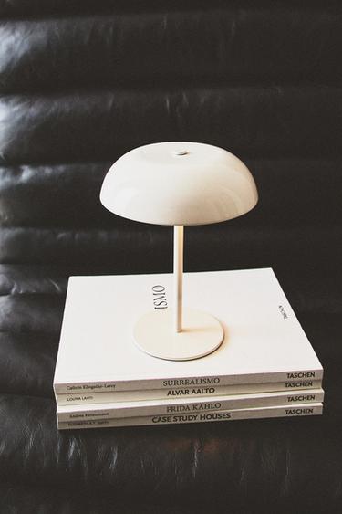 MONOCHROME TOUCH TABLE LAMP - Ecru by Zara