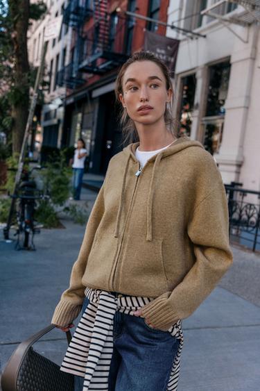 Zara {名称} - {颜色}