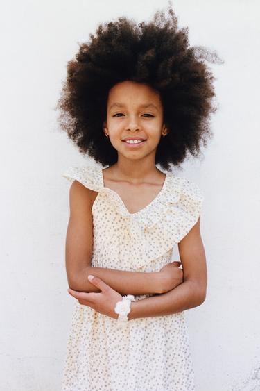 Zara {名称} - {颜色}