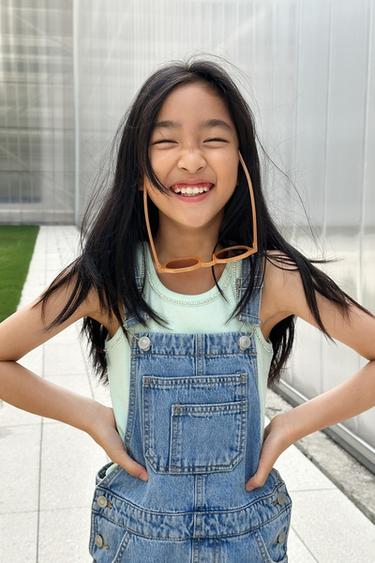 RIBBED T-SHIRT WITH JEWELS - Green by Zara