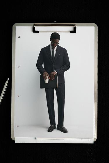 Zara {名称} - {颜色}