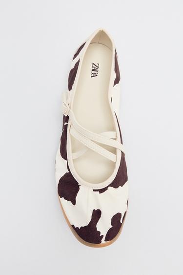 Zara {名称} - {颜色}