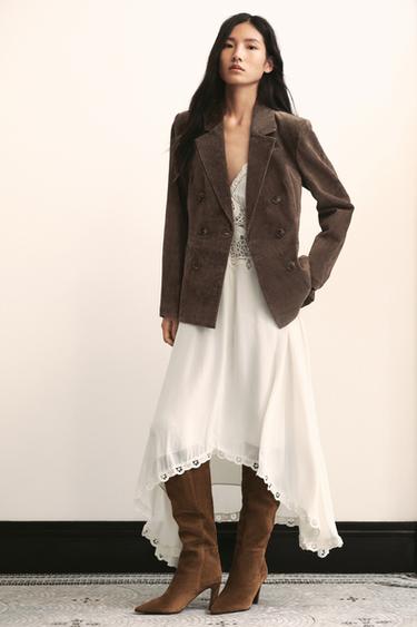 STITCHED SPLIT SUEDE HEELED BOOTS - Brown by Zara