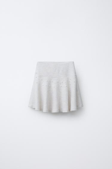 Zara {名称} - {颜色}