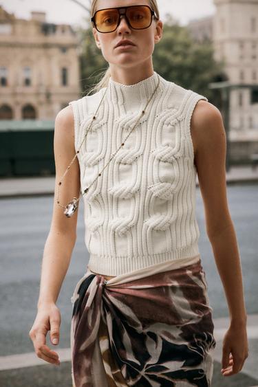 CABLE KNIT VEST TOP - Ecru by Zara