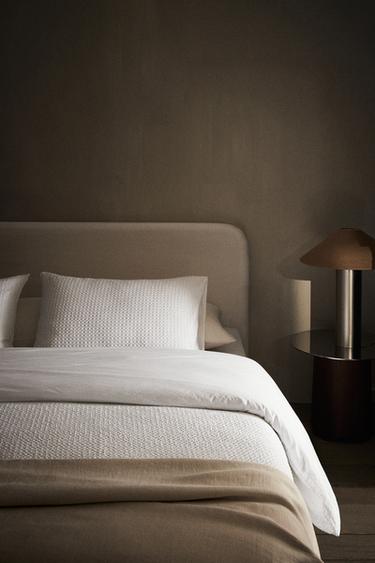 WAFFLE-KNIT DUVET COVER - White by Zara