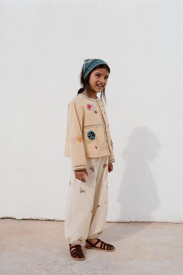 EMBROIDERED CARDIGAN WITH COTTON AND LINEN - Peach by Zara