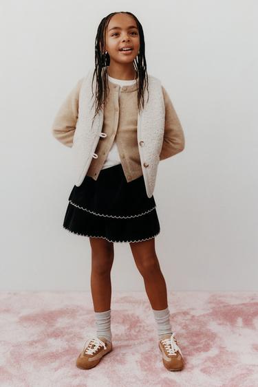 CONTRAST CORDUROY AND FAUX SHEARLING GILET - Ecru by Zara