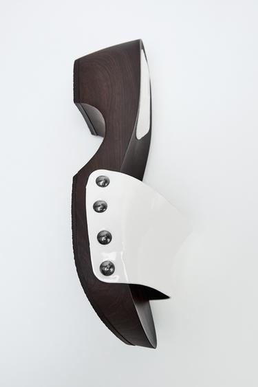 FAUX PATENT WEDGE SANDALS - white by Zara