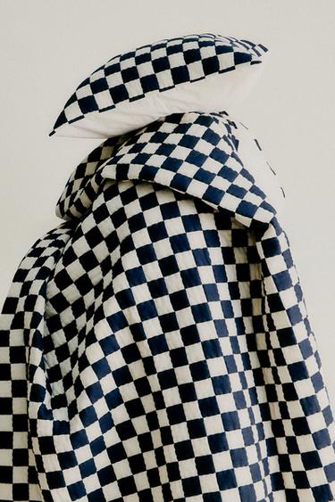 CHECK COTTON QUILTED BEDSPREAD - Blue by Zara