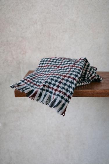 HOUNDSTOOTH SOFT-TOUCH SCARF - Black by Zara