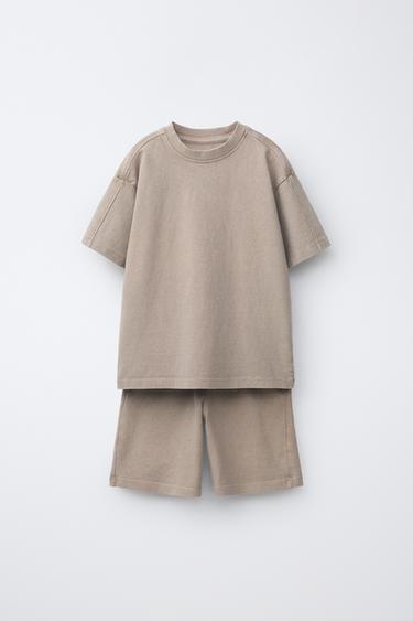 PLAIN GARMENT DYE T-SHIRT AND BERMUDA SHORTS SET - camel by Zara
