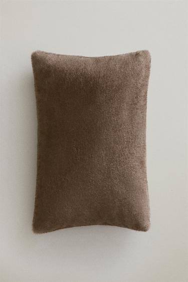 FAUX FUR CUSHION COVER - Brown marl by Zara