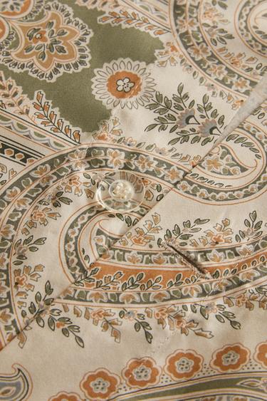 Zara {名称} - {颜色}