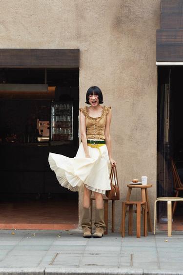 Zara {名称} - {颜色}