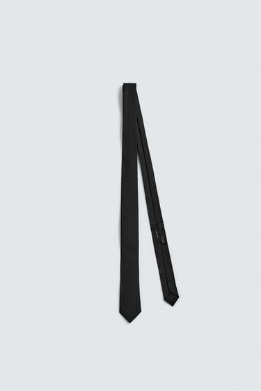 100% SILK JACQUARD TIE - Black by Zara