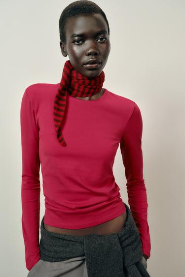 BASIC COTTON T-SHIRT - Fuchsia by Zara