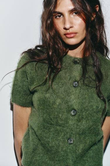 Zara {名称} - {颜色}